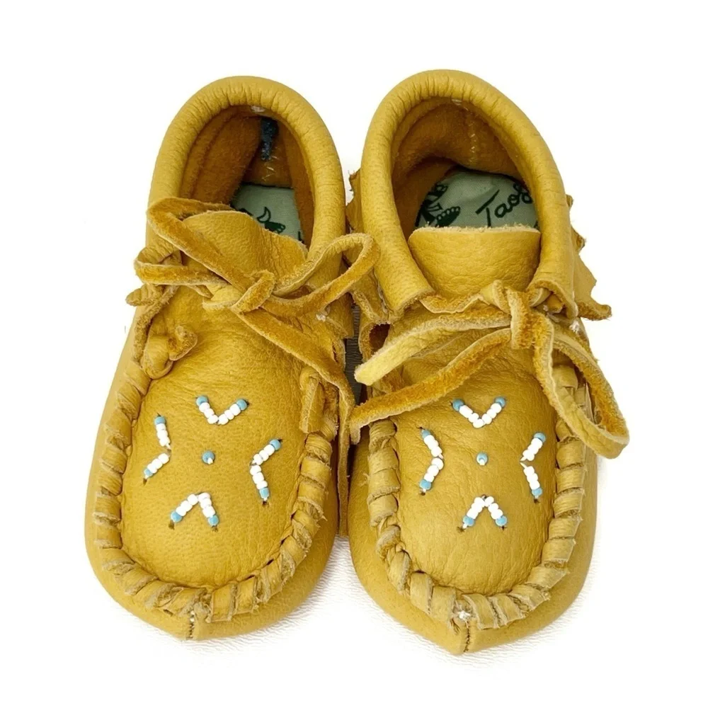 Taos Mox Baby Beaded Moccasins Size 30 = Size 3 Infant Deerskin Mocs Fringed EUC